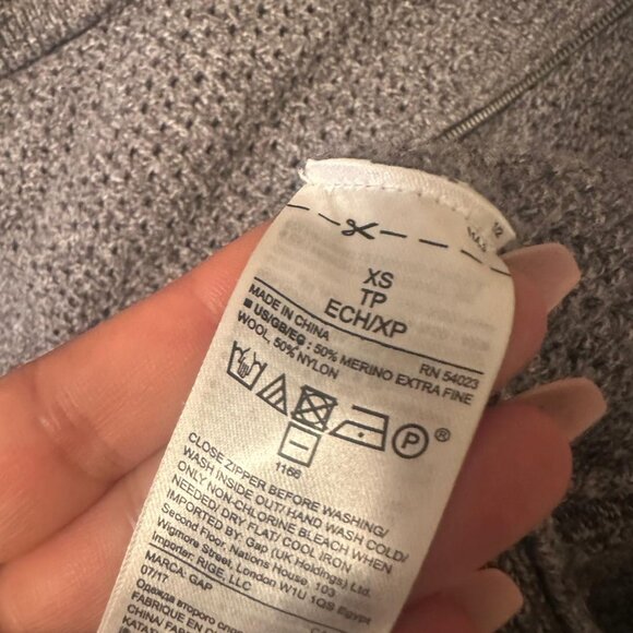 GAP PL MERINO KNIT BOMBER ZIPPER CARDIGAN - Picture 9 of 9